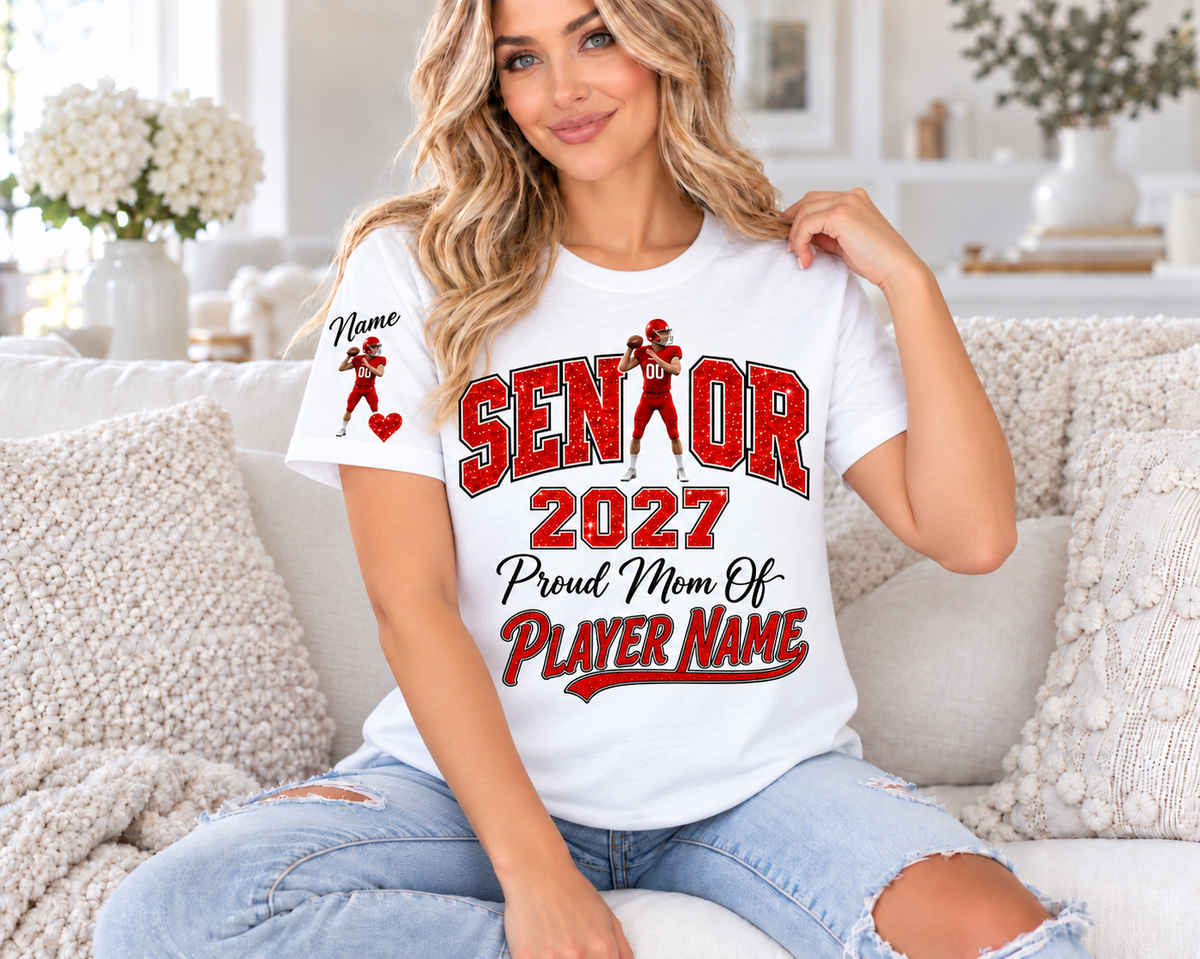 White Senior Mom 2027 personalized T-shirt, blonde model in white living room